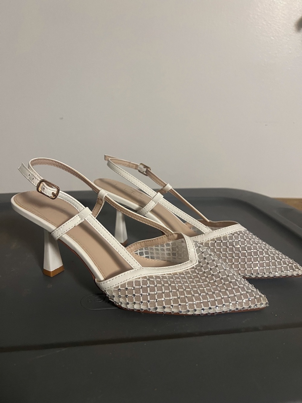 Nicole Miller Cream White Mesh Slingback Heels